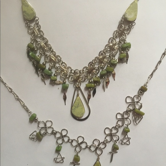 Peruvian light green necklace and ankle bracelets - Picture 2 of 2